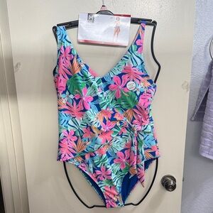 Vibrant Floral Women's One Piece Swimsuit